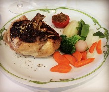 Thumbs/tn_CHEN,YA-CHEN-Monte Carlo-Brasserie du Cafe de Paris Monte-Carlo (2).jpg